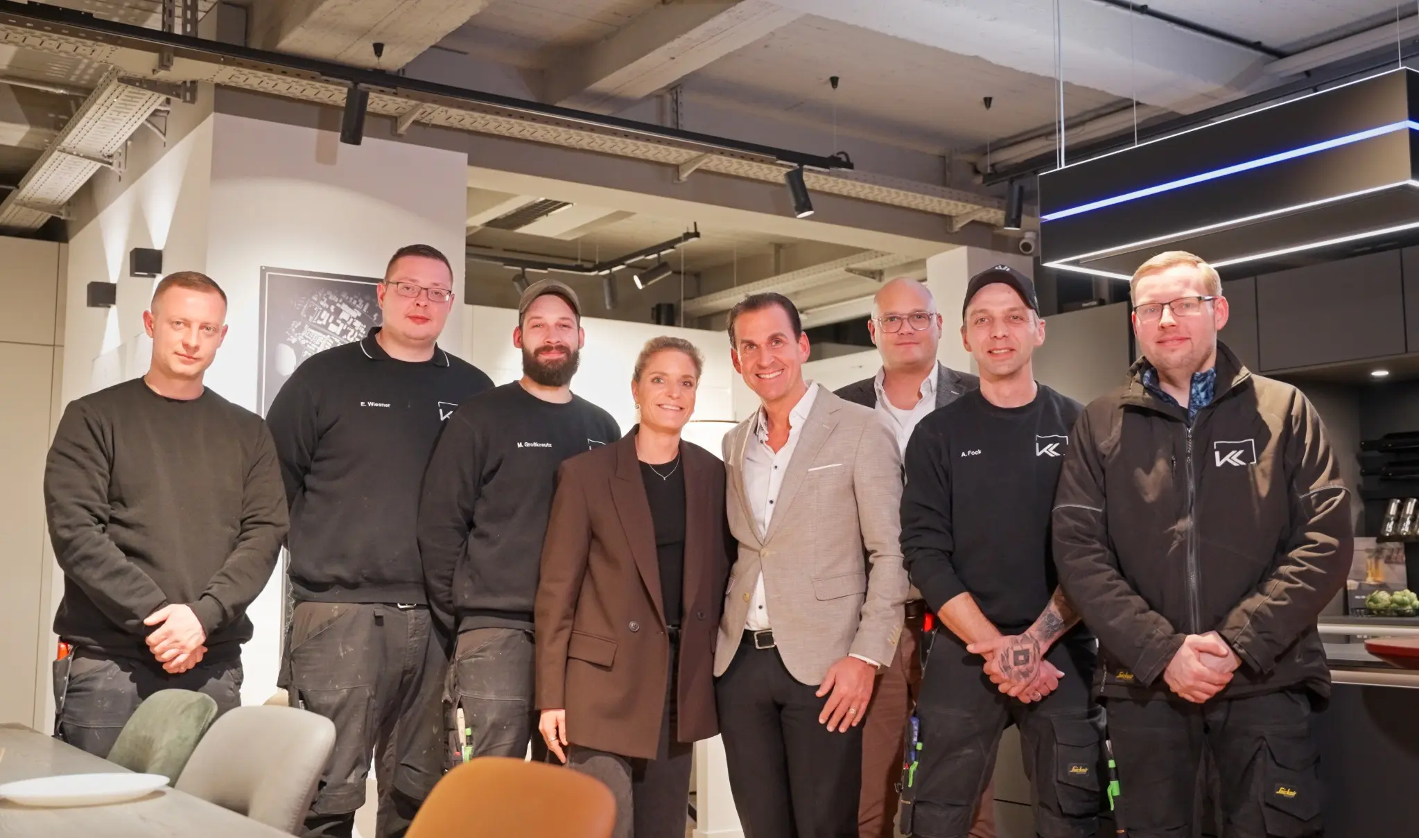 Das Team der Küchenköpfe im Showroom